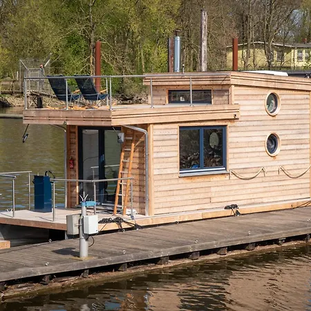 Undine - Wunderschoenes Tiny Hausboot