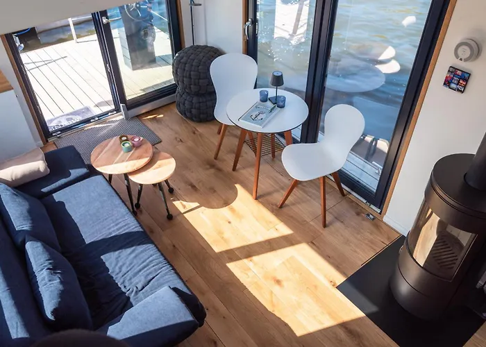 Hotel na wodzie Undine - Wunderschoenes Tiny Hausboot