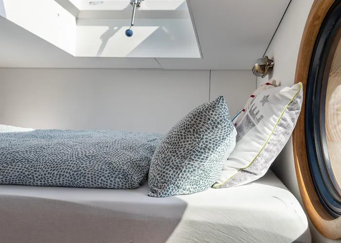 Undine - Wunderschoenes Tiny Hausboot Hotel na wodzie