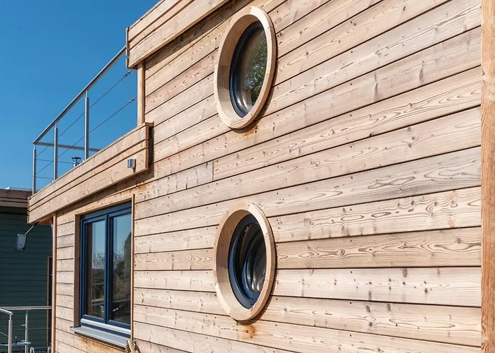 Undine - Wunderschoenes Tiny Hausboot