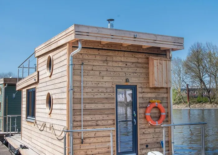 Hotel na wodzie Undine - Wunderschoenes Tiny Hausboot